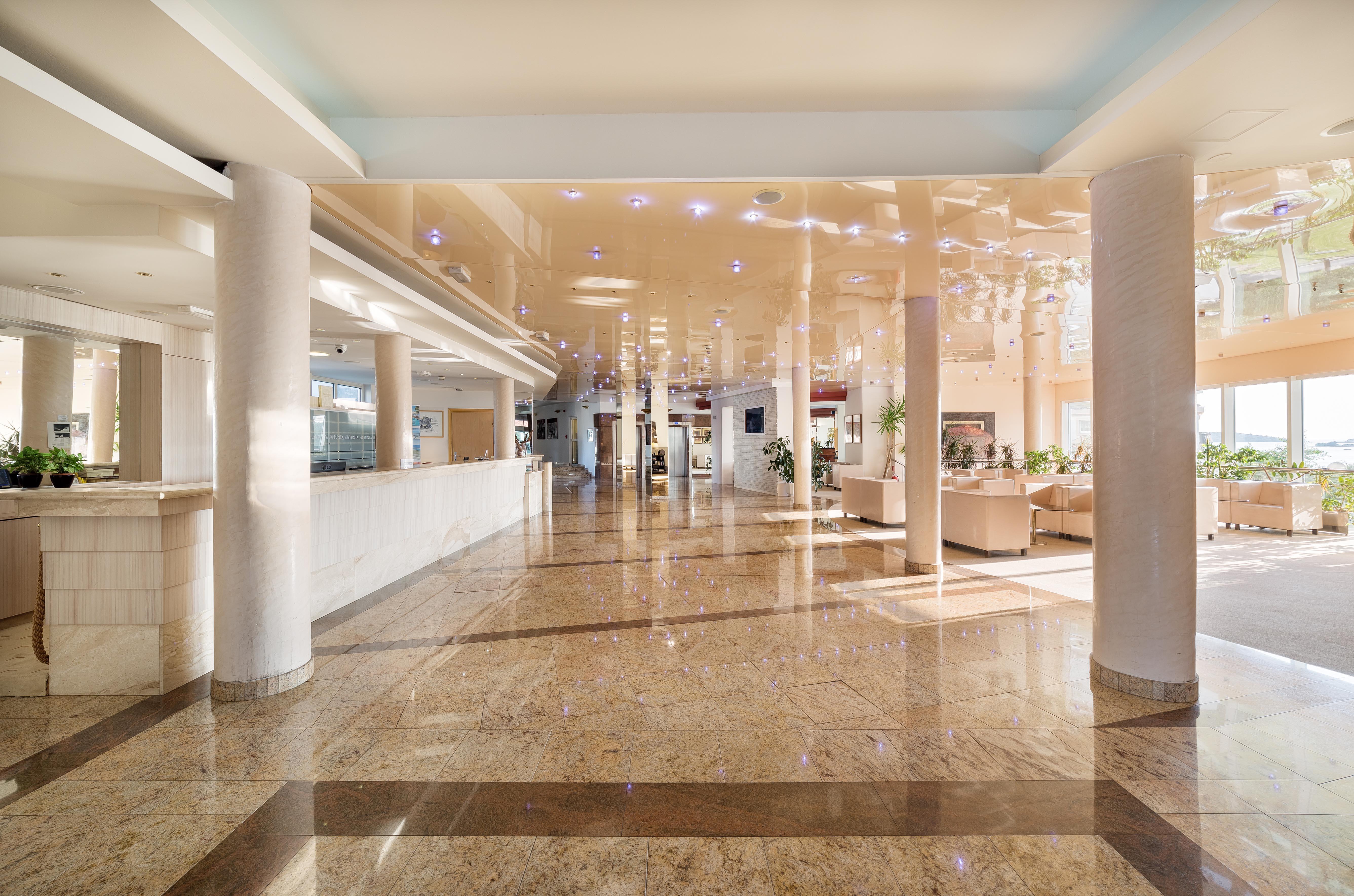 Hotel Punta Vodice Exterior photo