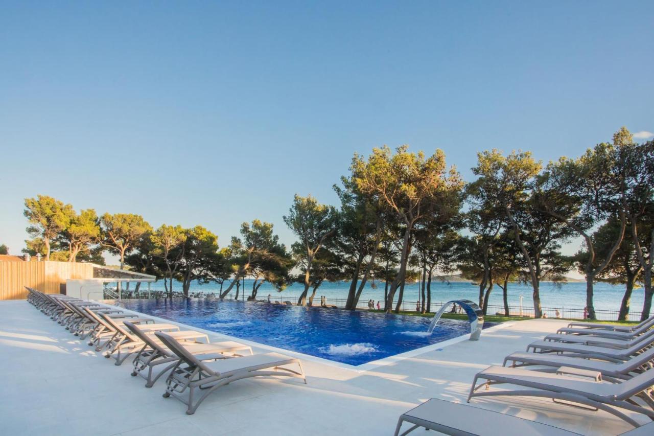 Hotel Punta Vodice Exterior photo