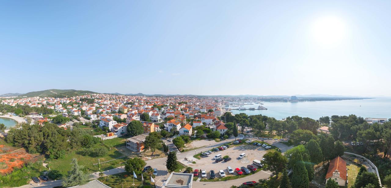Hotel Punta Vodice Exterior photo